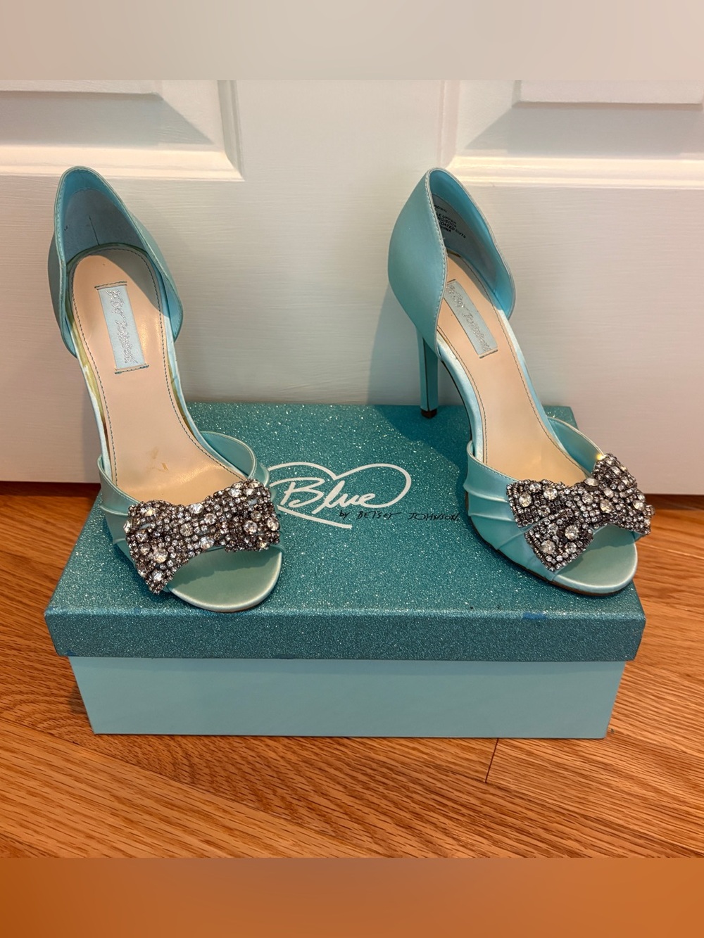 Blue by Betsey Johnson Aqua Gem Bow Peep-Toe d’orsay Heels